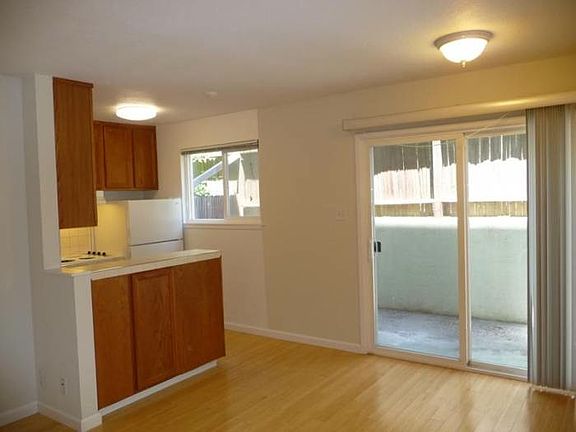 Kitchen & Dining Room