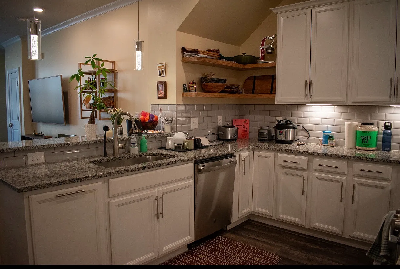 3 bed, 1448 sqft, $975 — Photo 3