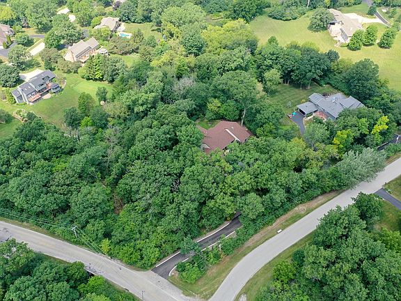 5th image of 75 Miller Rd