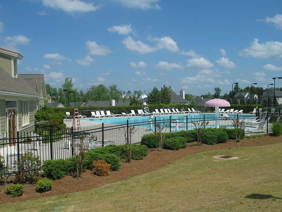 Swim/Tennis/Basketball Community