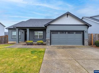 327 SW Mount Saint Helens St, McMinnville, OR