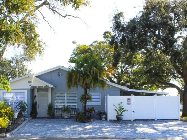 10301 Fernglen Pl, Tampa, FL 33624