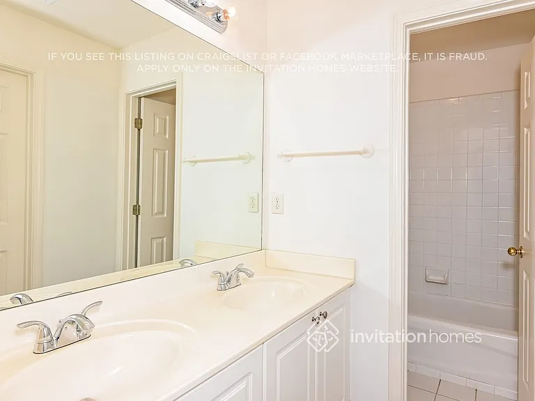 913 Daylight Cir — Photo 15
