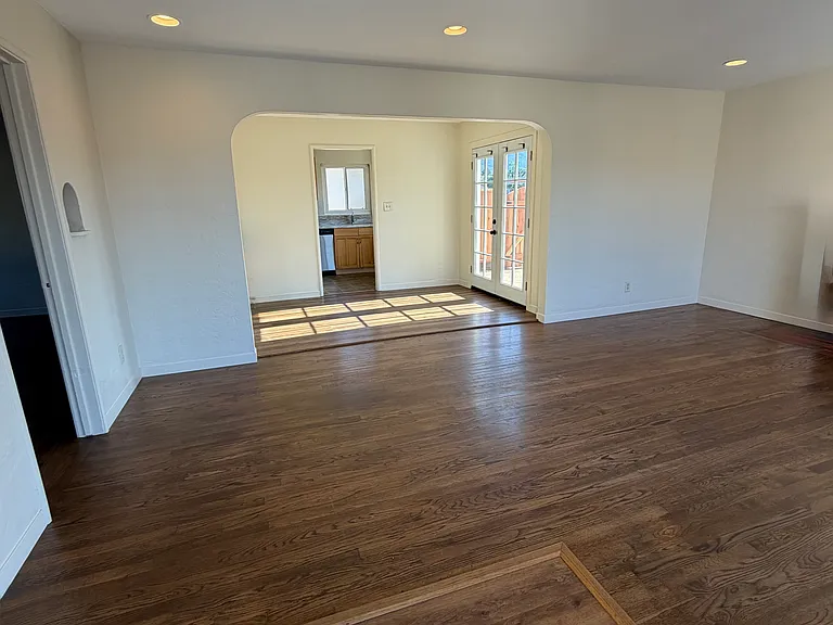 550 Broadway #1 — Photo 14