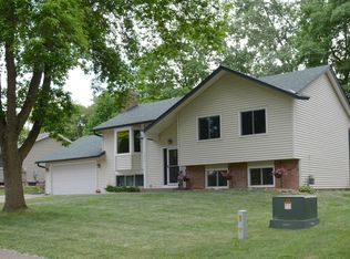 7651 Berkshire Way, Maple Grove, MN 55311