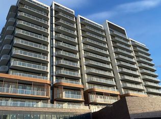 220 Missinnihe Way #503, Mississauga, ON L5H 0A9