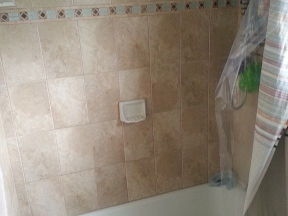 3rd image of 1124 E 118th Pl