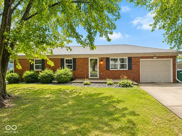 202 W Tinker St, Waldron, IN 46182