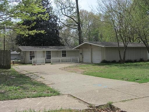 1st image of 401 Braden St