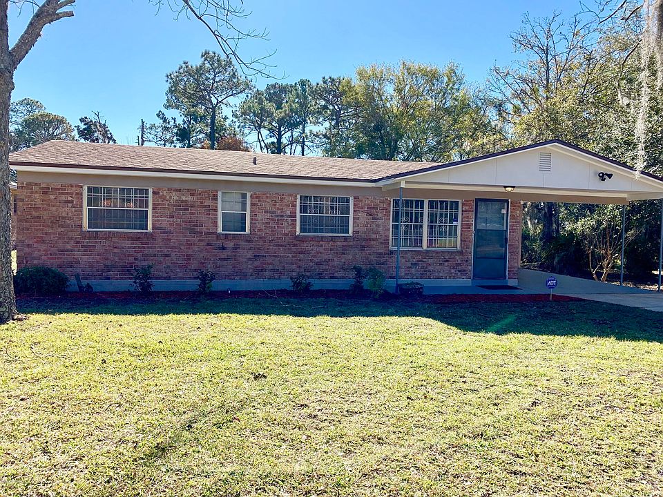 1st image of 3644 Clyde Dr