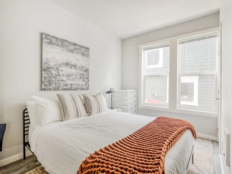 1204 E Denny Way #1 — Photo 10