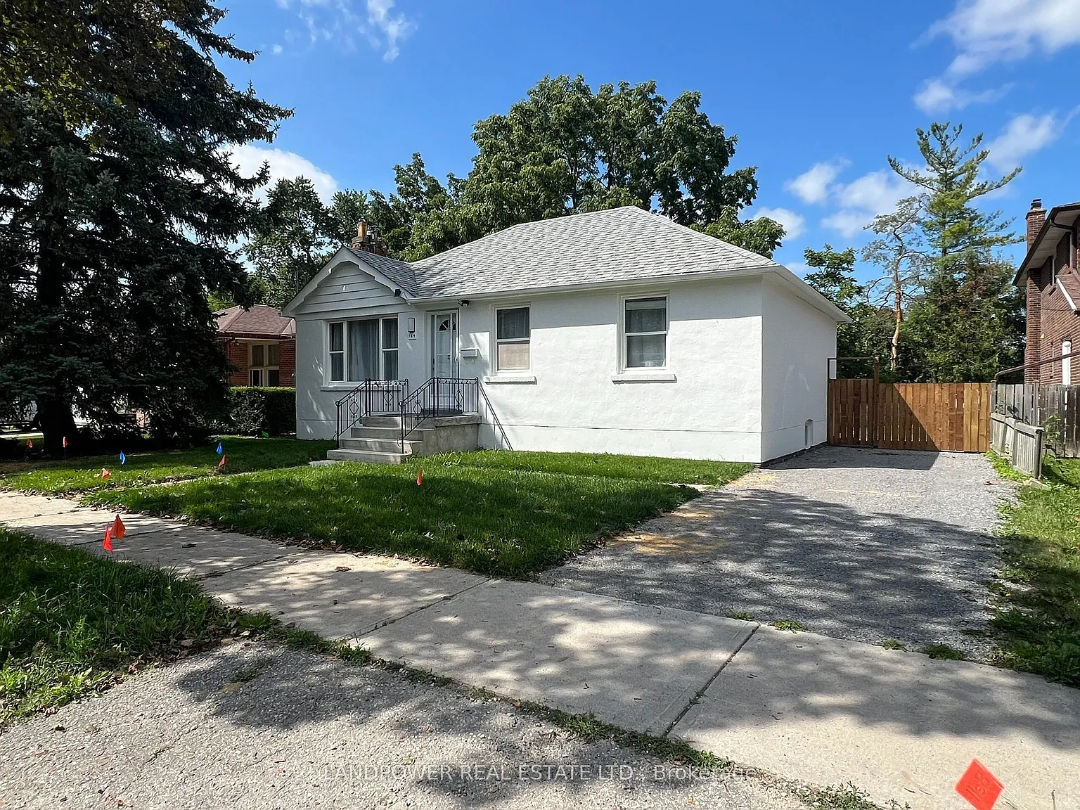 3 bed, $2,700 — Photo 2