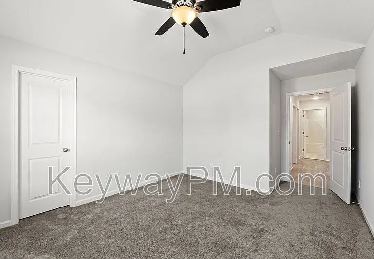 165 Dublin Loop — Photo 12