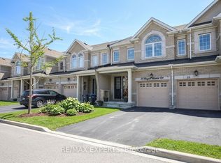27 Hogan Manor Dr, Brampton, ON L7A 4V3