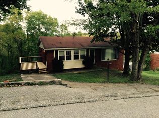 1182 Greenhill Rd, Ashland, KY 41102