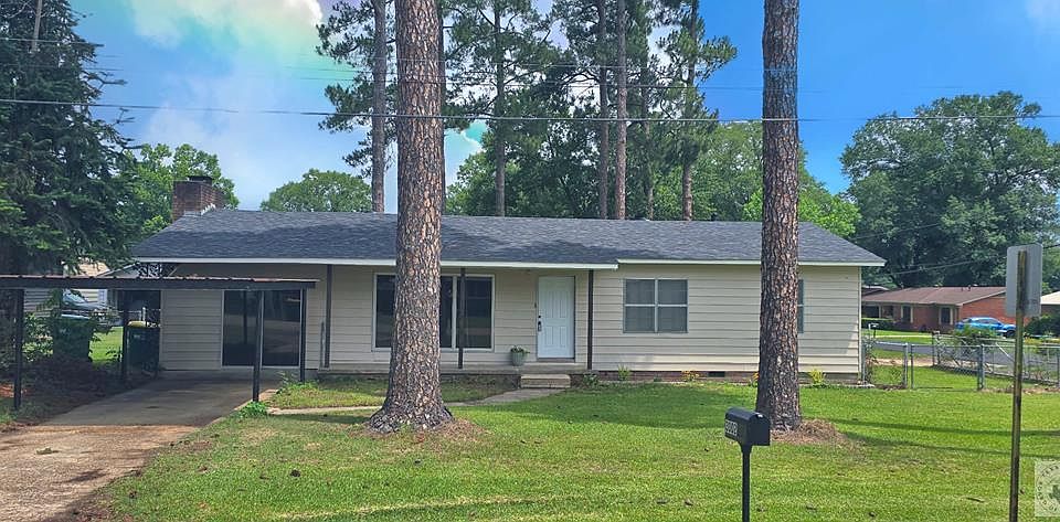1st image of 3002 Hamilton Ln
