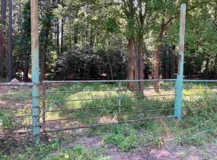 5-6 E Lake Dr, Gladewater, TX 75647