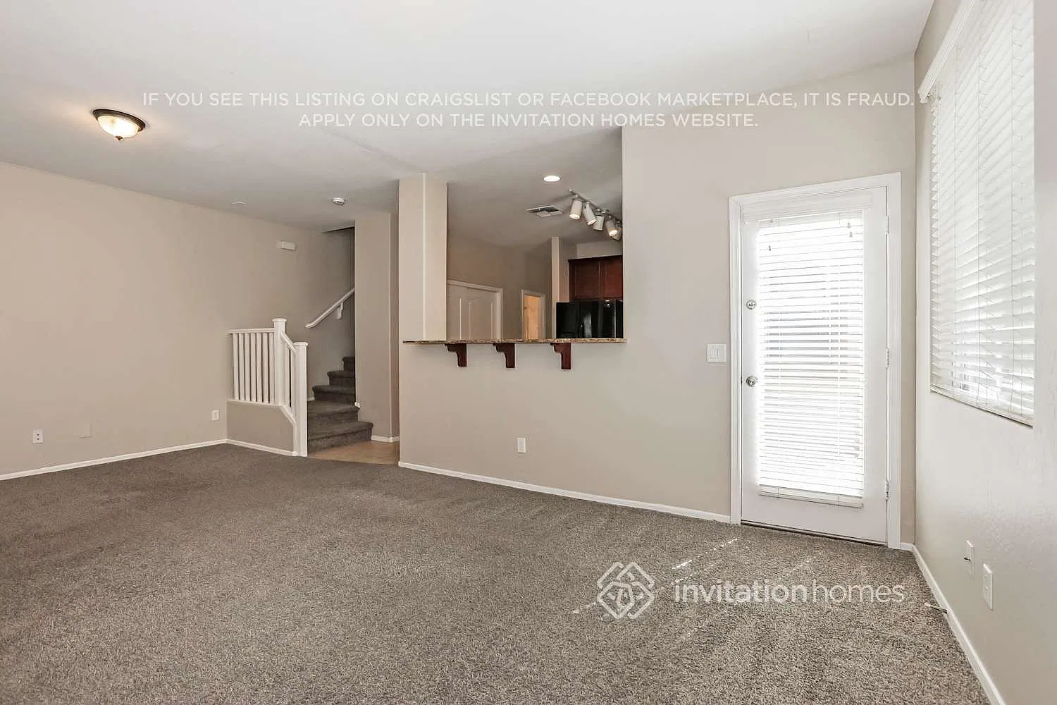10041 E Impala Ave Mesa, AZ 85209 — Photo 4