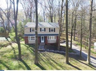 222 Vassar Cir, Wayne, PA 19087