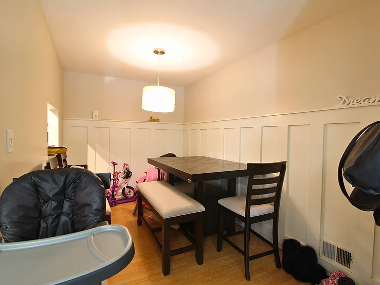 74 Cheverny Ct — Photo 5