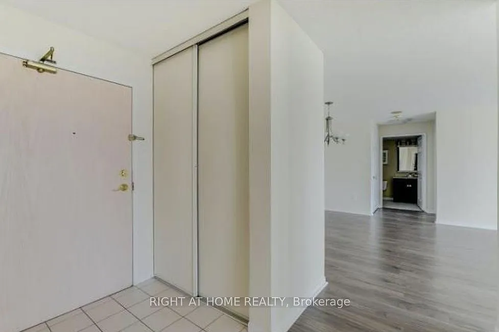 3 bed, $2,950 — Photo 3