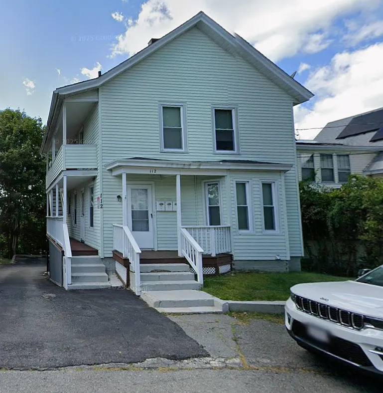 Building Photo - 112 Ash St #2