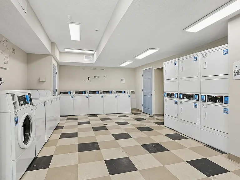 Heritage Station Apartments — Photo 11