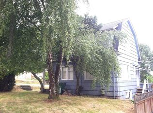 10203 8th Ave NE, Seattle, WA 98125