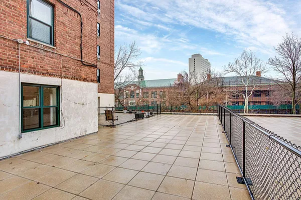 Rented by Living New York | media 25