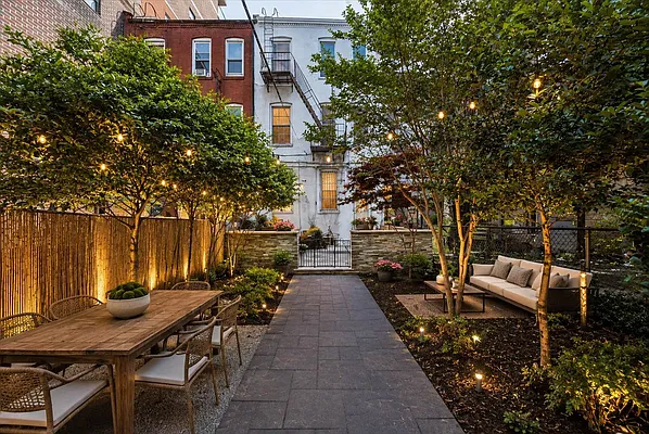 Outdoor, photo 1