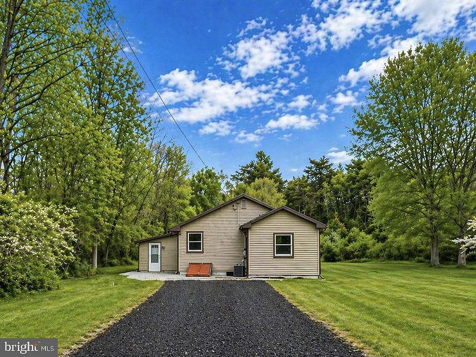 1st image of 26 Watson Ln