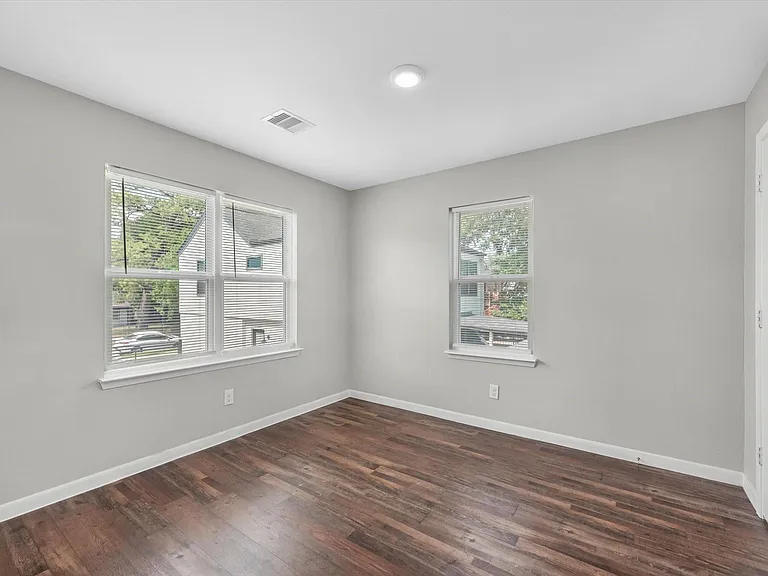 3025 Prospect St #1 — Photo 6