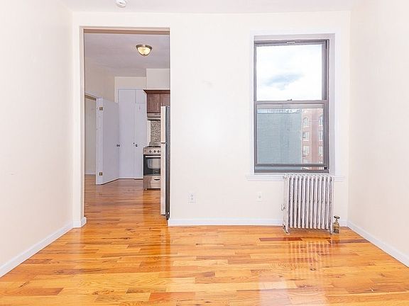5th image of 244 Roebling St #41