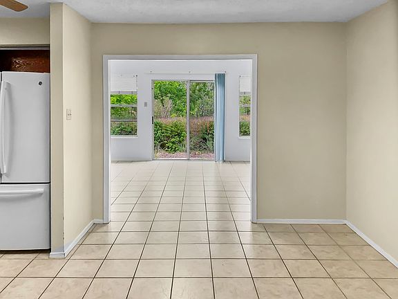 5th image of 6788 Braden Cir