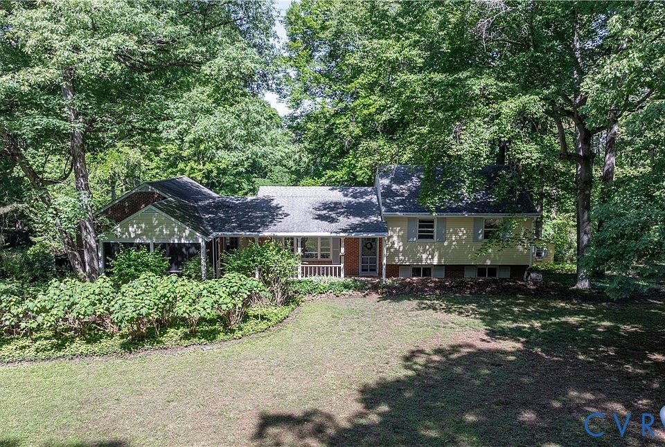 1st image of 14219 Hickory Oaks Ln