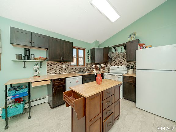 4th image of 660 Hillside Avenue