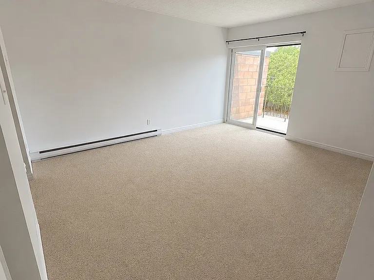 130 Sheldon Ave #308 — Photo 4