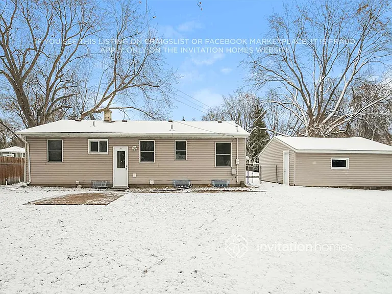 2273 Sierra Dr — Photo 17