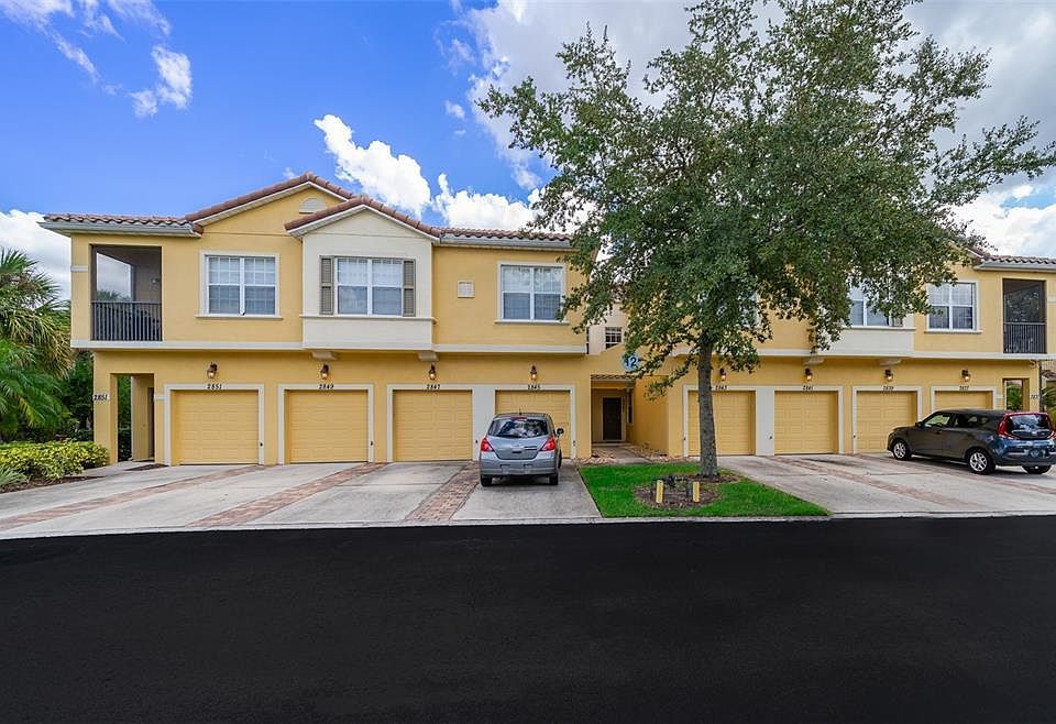 1st image of 2843 Oakwater Dr