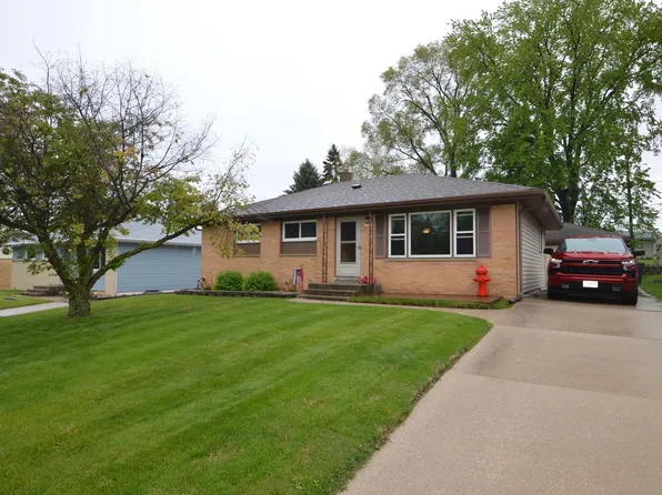 1781 Spruce COURT, South Milwaukee, WI 53172
