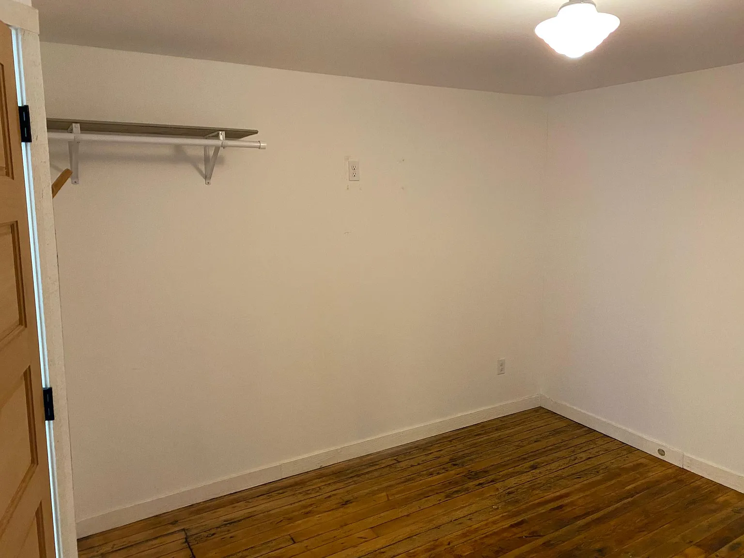 1 bed, 500 sqft, $1,195 — Photo 3