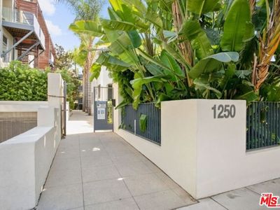 1250 N Harper Ave Unit 407, West Hollywood, CA, 90046