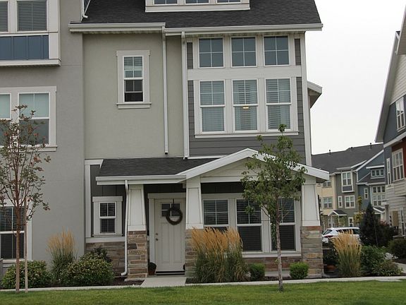 3rd image of 657 N 380 W Unit 36