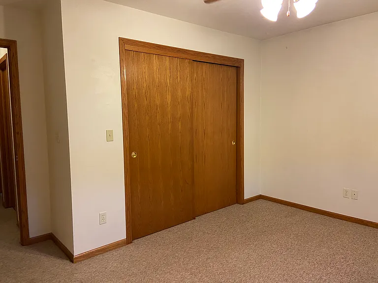 2nd floor bedroom