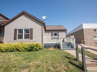 168 E Main St, Benton, WI 53803