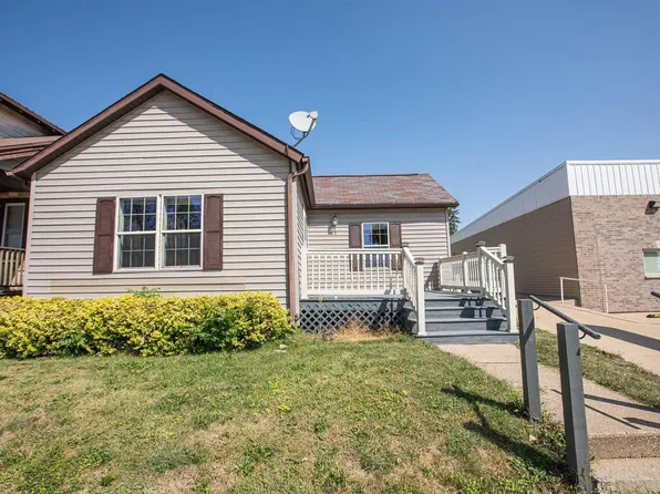 168 East Main Street, Benton, WI 53803