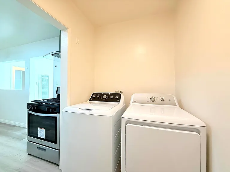 625 Aerick Street — Photo 12