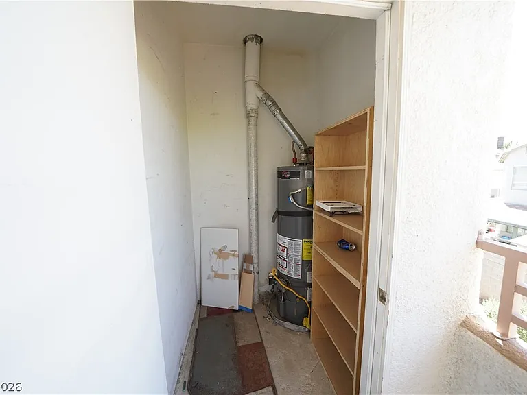 5655 E Sahara Ave #2037 — Photo 27