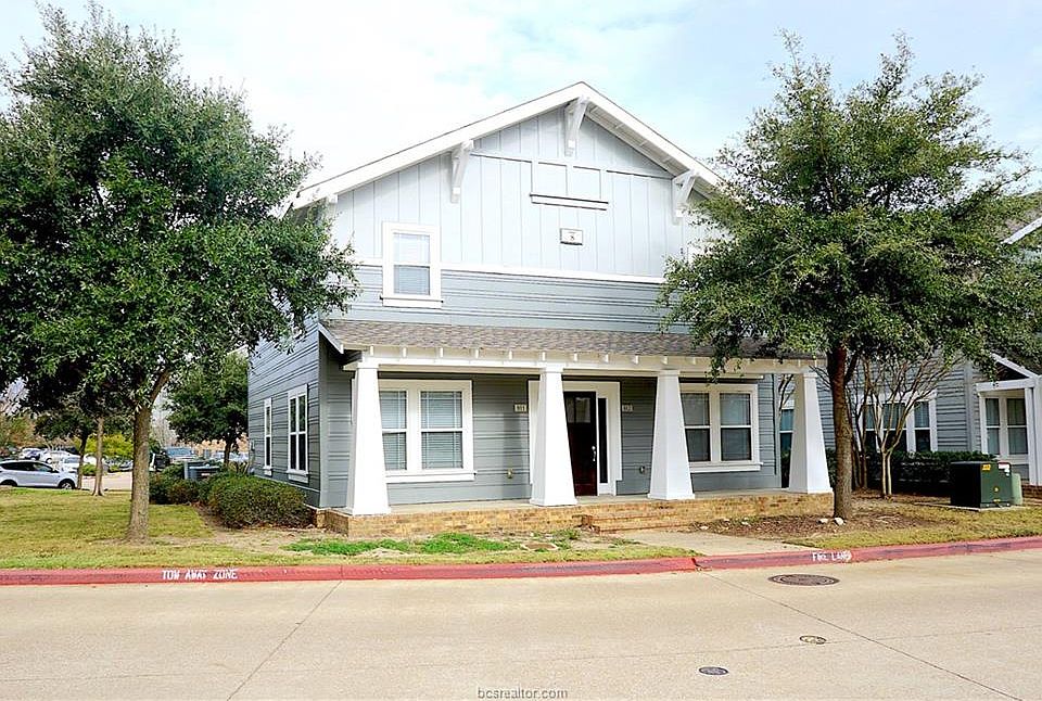 1st image of 1725 Harvey Mitchell Pkwy S APT 812