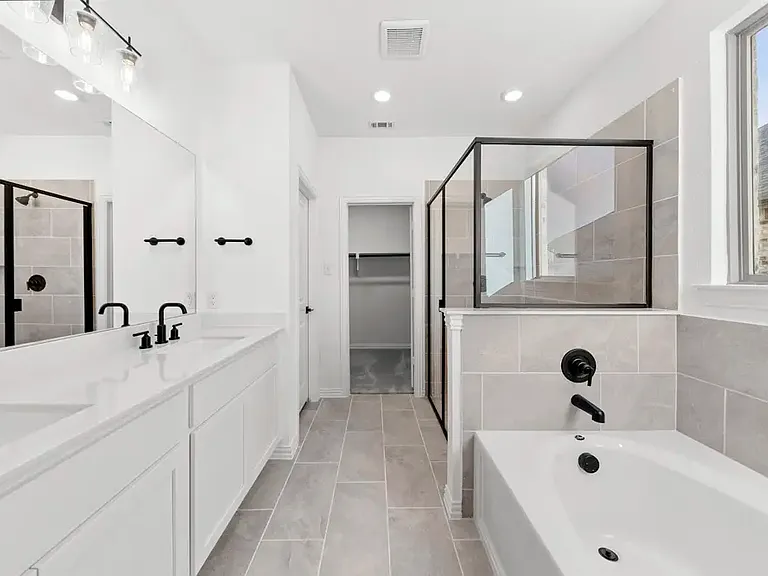 13517 Gafford Dr — Photo 10